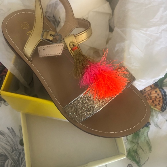 Mini Boden Tassel Sandals - gorgeous!!! Rare and sold out immediately. - Picture 1 of 4